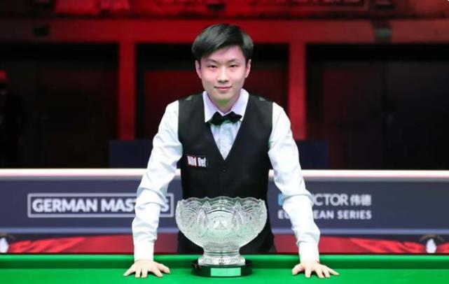 全队服务的 全队服务的