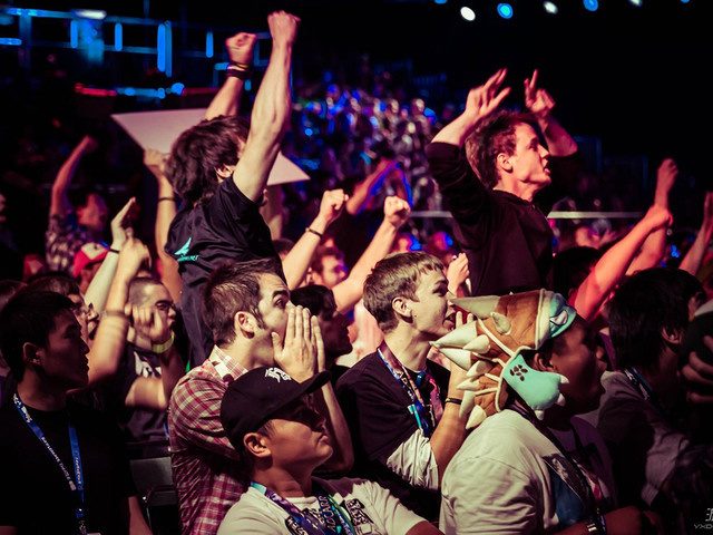 两人包夹时 两人包夹时